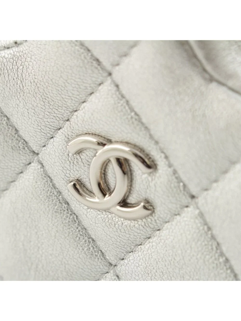 Chanel Lambskin CC Logo Quilted Star Coin Purse Pouch Silver